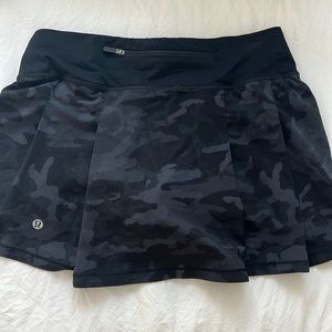Lululemon tennis skirt size 4 black camo print